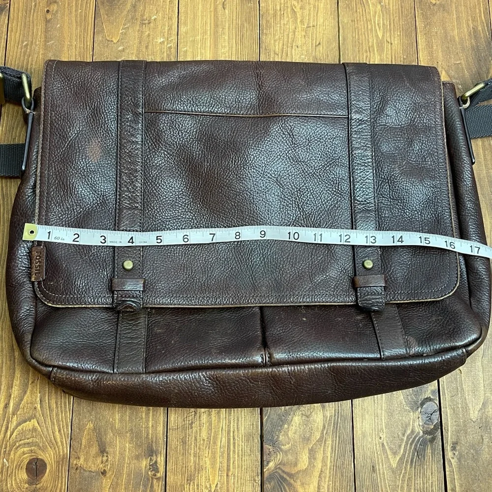 Fossil travis brown leather messenger bag